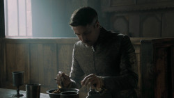 extant_GameOfThrones_5x02-TheHouseOfBlackAndWhite_0599