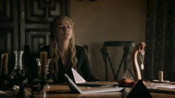 extant_GameOfThrones_5x02-TheHouseOfBlackAndWhite_1411