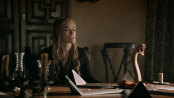 extant_GameOfThrones_5x02-TheHouseOfBlackAndWhite_1439