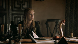 extant_GameOfThrones_5x02-TheHouseOfBlackAndWhite_1443