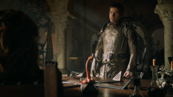 extant_GameOfThrones_5x02-TheHouseOfBlackAndWhite_1571