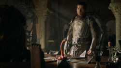 extant_GameOfThrones_5x02-TheHouseOfBlackAndWhite_1577