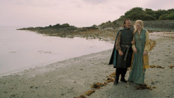 extant_GameOfThrones_5x02-TheHouseOfBlackAndWhite_1695