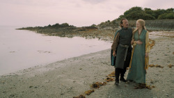 extant_GameOfThrones_5x02-TheHouseOfBlackAndWhite_1696