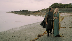 extant_GameOfThrones_5x02-TheHouseOfBlackAndWhite_1697