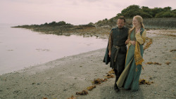 extant_GameOfThrones_5x02-TheHouseOfBlackAndWhite_1699