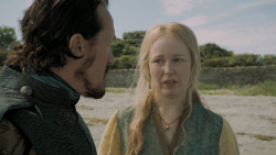 extant_GameOfThrones_5x02-TheHouseOfBlackAndWhite_1744