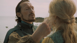 extant_GameOfThrones_5x02-TheHouseOfBlackAndWhite_1755