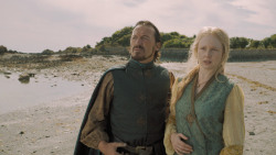 extant_GameOfThrones_5x02-TheHouseOfBlackAndWhite_1803