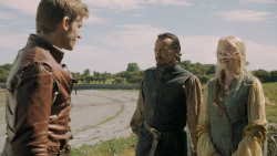 extant_GameOfThrones_5x02-TheHouseOfBlackAndWhite_1837