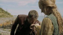 extant_GameOfThrones_5x02-TheHouseOfBlackAndWhite_1843