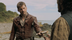 extant_GameOfThrones_5x02-TheHouseOfBlackAndWhite_1891