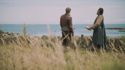 extant_GameOfThrones_5x02-TheHouseOfBlackAndWhite_1922