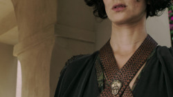 extant_GameOfThrones_5x02-TheHouseOfBlackAndWhite_1978