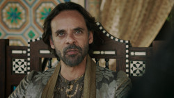 extant_GameOfThrones_5x02-TheHouseOfBlackAndWhite_2069