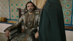 extant_GameOfThrones_5x02-TheHouseOfBlackAndWhite_2170