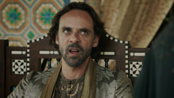 extant_GameOfThrones_5x02-TheHouseOfBlackAndWhite_2196