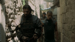 extant_GameOfThrones_5x02-TheHouseOfBlackAndWhite_2240