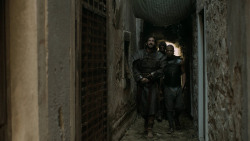 extant_GameOfThrones_5x02-TheHouseOfBlackAndWhite_2269