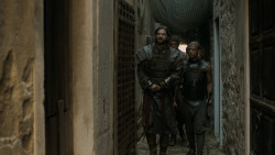 extant_GameOfThrones_5x02-TheHouseOfBlackAndWhite_2274