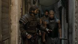 extant_GameOfThrones_5x02-TheHouseOfBlackAndWhite_2284