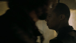 extant_GameOfThrones_5x02-TheHouseOfBlackAndWhite_2397