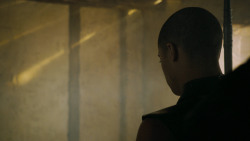 extant_GameOfThrones_5x02-TheHouseOfBlackAndWhite_2399