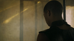 extant_GameOfThrones_5x02-TheHouseOfBlackAndWhite_2400