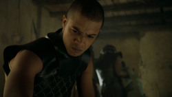 extant_GameOfThrones_5x02-TheHouseOfBlackAndWhite_2414