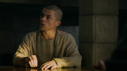 extant_GameOfThrones_5x02-TheHouseOfBlackAndWhite_2447