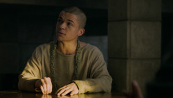 extant_GameOfThrones_5x02-TheHouseOfBlackAndWhite_2448
