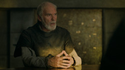 extant_GameOfThrones_5x02-TheHouseOfBlackAndWhite_2472