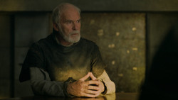 extant_GameOfThrones_5x02-TheHouseOfBlackAndWhite_2473
