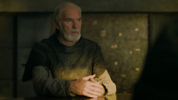 extant_GameOfThrones_5x02-TheHouseOfBlackAndWhite_2479