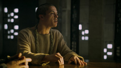 extant_GameOfThrones_5x02-TheHouseOfBlackAndWhite_2497