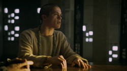 extant_GameOfThrones_5x02-TheHouseOfBlackAndWhite_2500