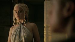 extant_GameOfThrones_5x02-TheHouseOfBlackAndWhite_2509