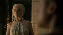 extant_GameOfThrones_5x02-TheHouseOfBlackAndWhite_2513