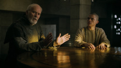 extant_GameOfThrones_5x02-TheHouseOfBlackAndWhite_2516