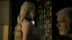 extant_GameOfThrones_5x02-TheHouseOfBlackAndWhite_2522