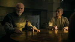 extant_GameOfThrones_5x02-TheHouseOfBlackAndWhite_2534