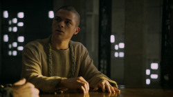 extant_GameOfThrones_5x02-TheHouseOfBlackAndWhite_2561