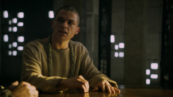 extant_GameOfThrones_5x02-TheHouseOfBlackAndWhite_2562