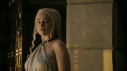 extant_GameOfThrones_5x02-TheHouseOfBlackAndWhite_2580