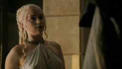 extant_GameOfThrones_5x02-TheHouseOfBlackAndWhite_2619