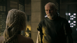 extant_GameOfThrones_5x02-TheHouseOfBlackAndWhite_2641