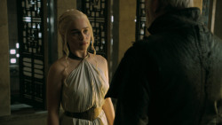 extant_GameOfThrones_5x02-TheHouseOfBlackAndWhite_2649