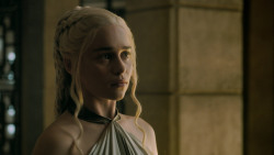 extant_GameOfThrones_5x02-TheHouseOfBlackAndWhite_2682
