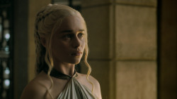 extant_GameOfThrones_5x02-TheHouseOfBlackAndWhite_2683