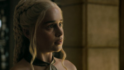 extant_GameOfThrones_5x02-TheHouseOfBlackAndWhite_2696